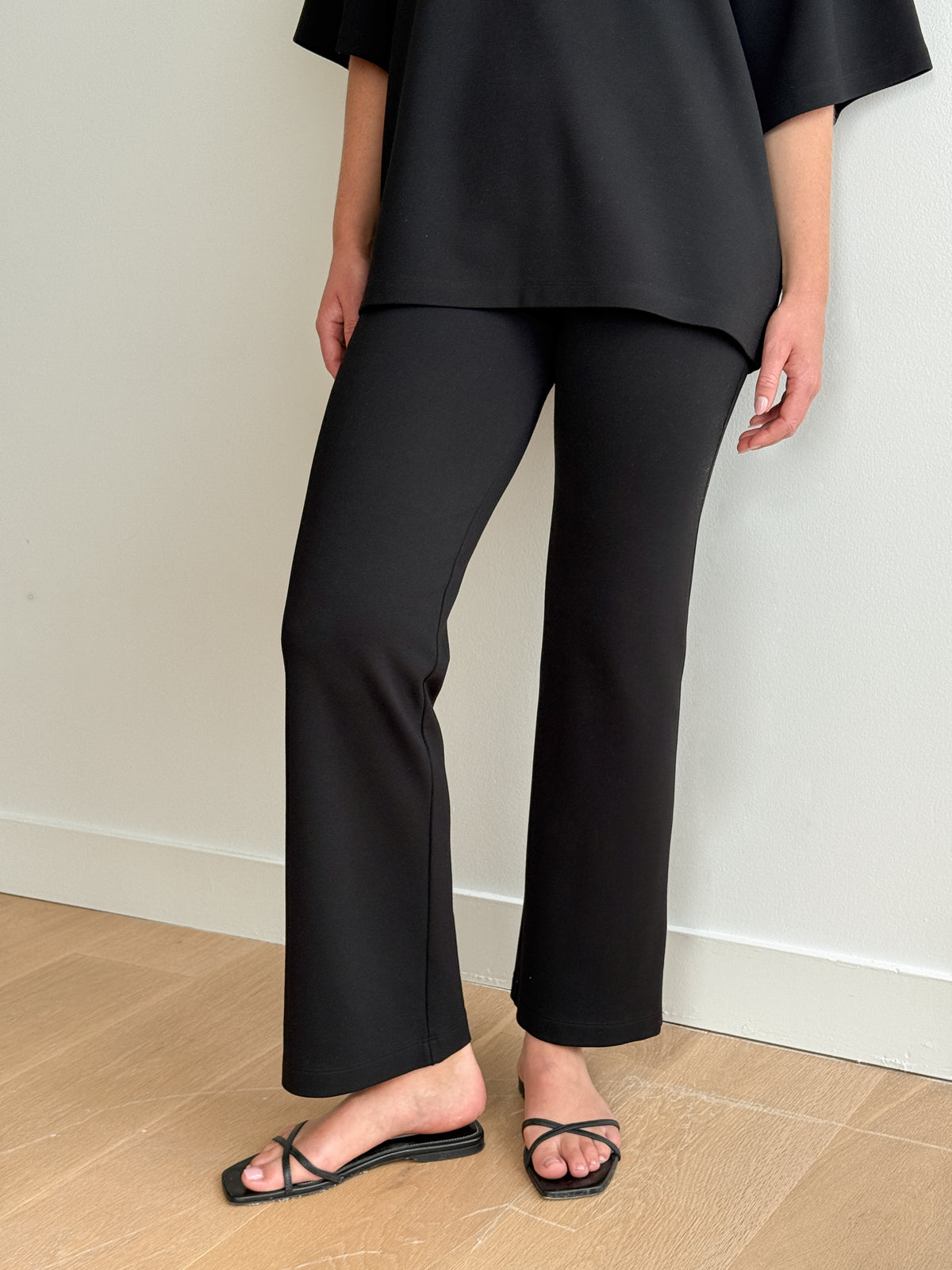 Ponte Straight Leg Pant